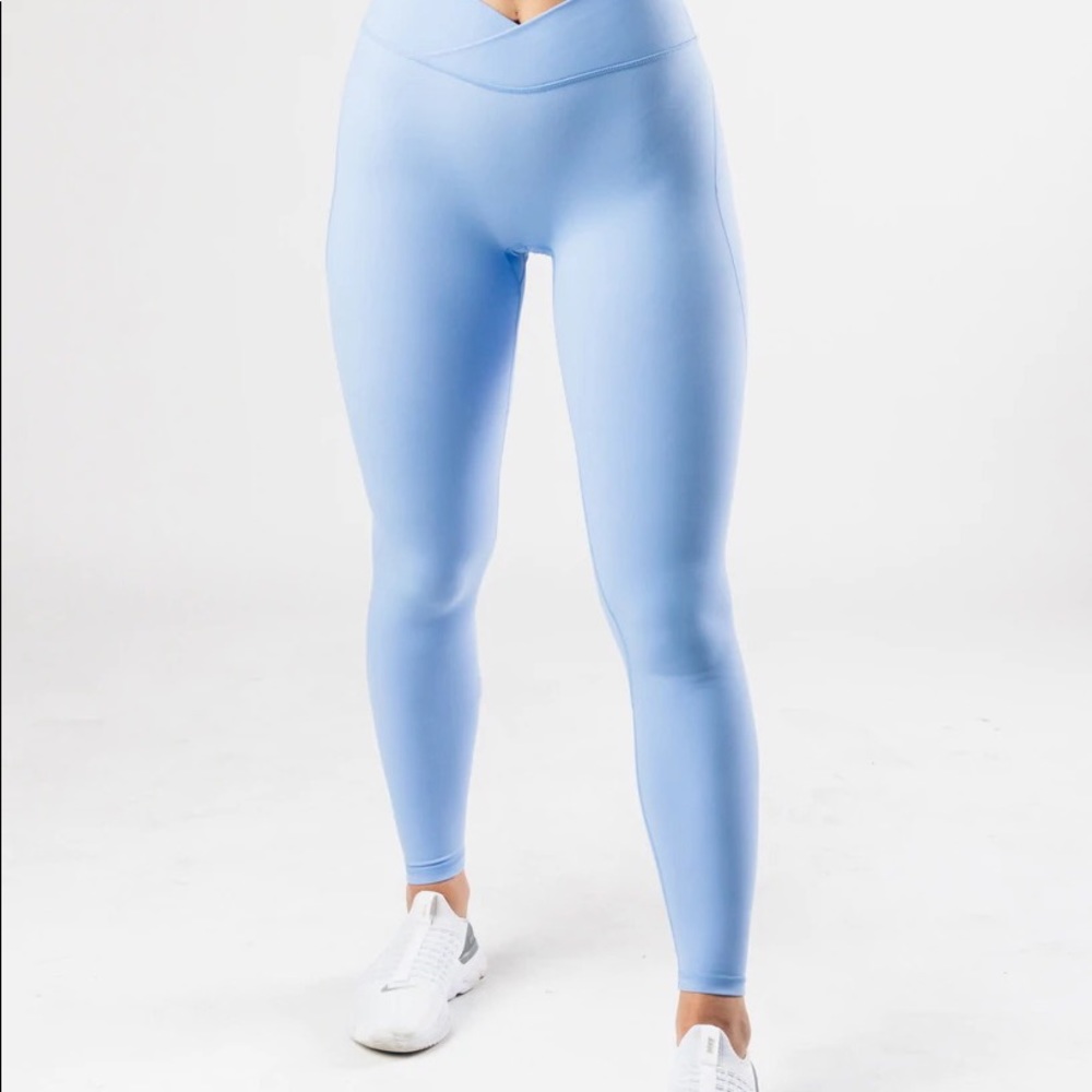 Alphalete Surface Power Legging in Neverland
